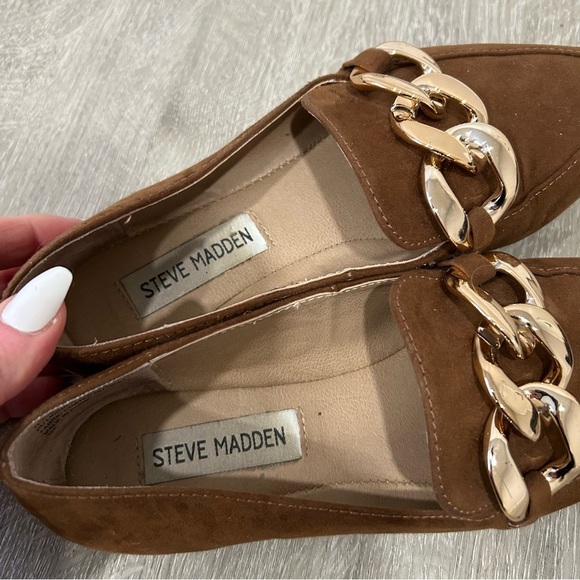 Steve Madden Women's Brown Pointed Toe Loafer Flats Gold Chain Size 5 - Picture 6 of 7